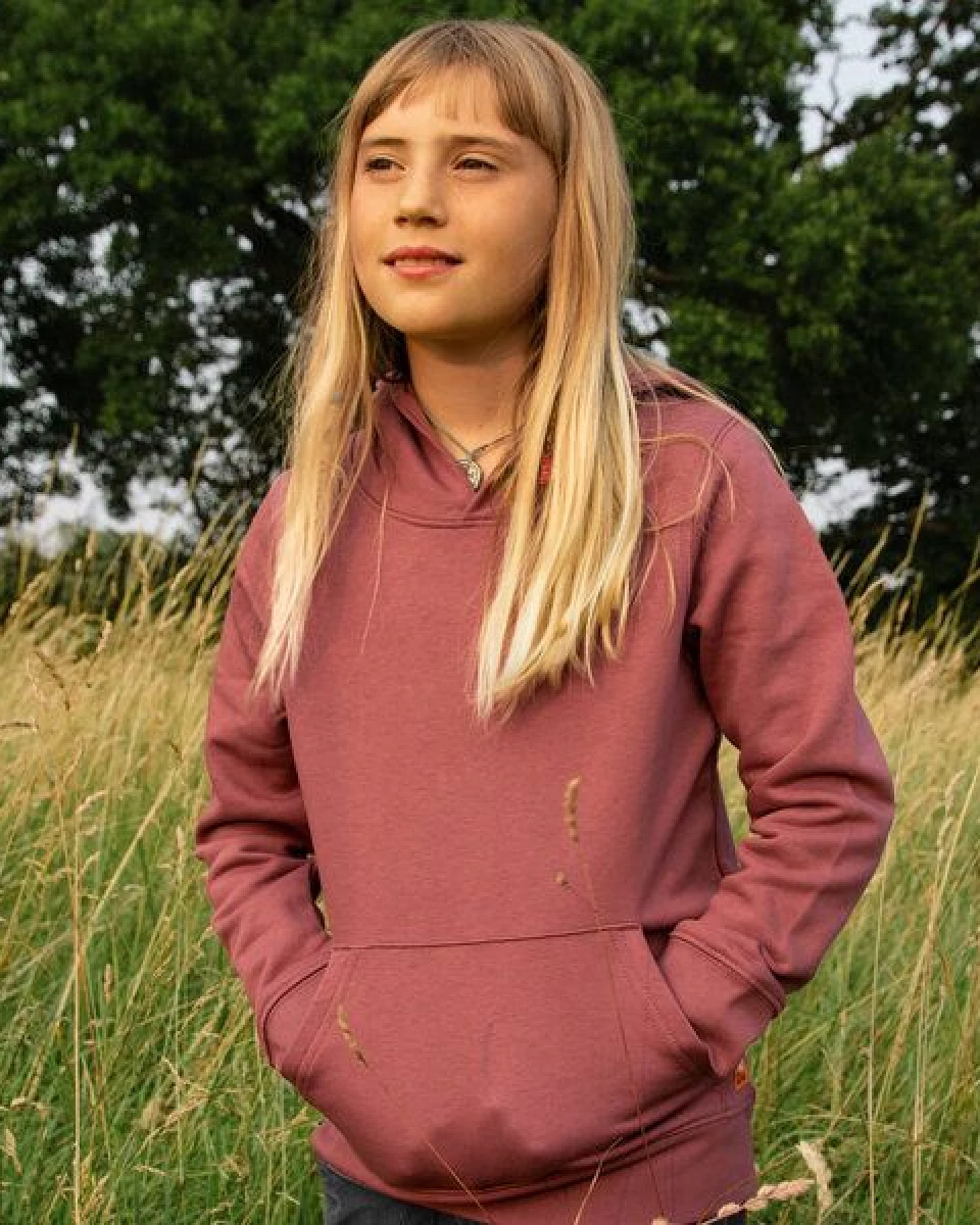 Cmig Kinder Hoodie Waldblumen in hibiscus rose – Ansicht 2