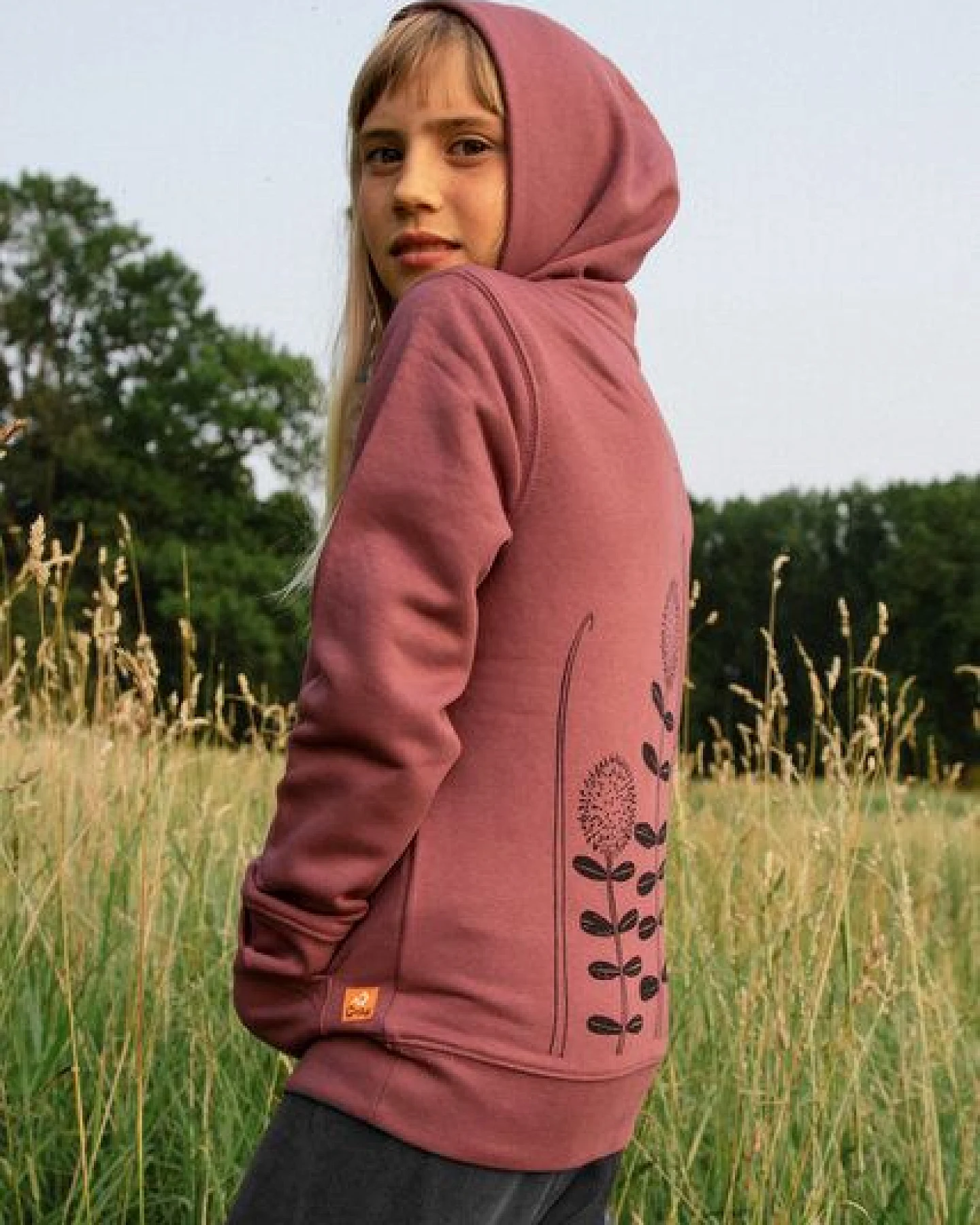 Cmig Kinder Hoodie Waldblumen in hibiscus rose – Ansicht 3