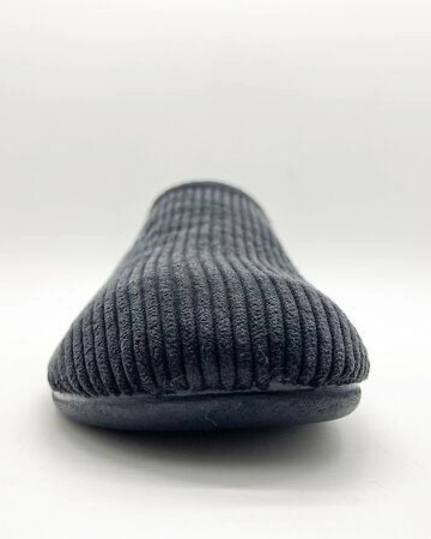 Veganer "thies ® Eco Cord Slipper" aus zertifiziertem recyceltem PES Cord – Ansicht 4