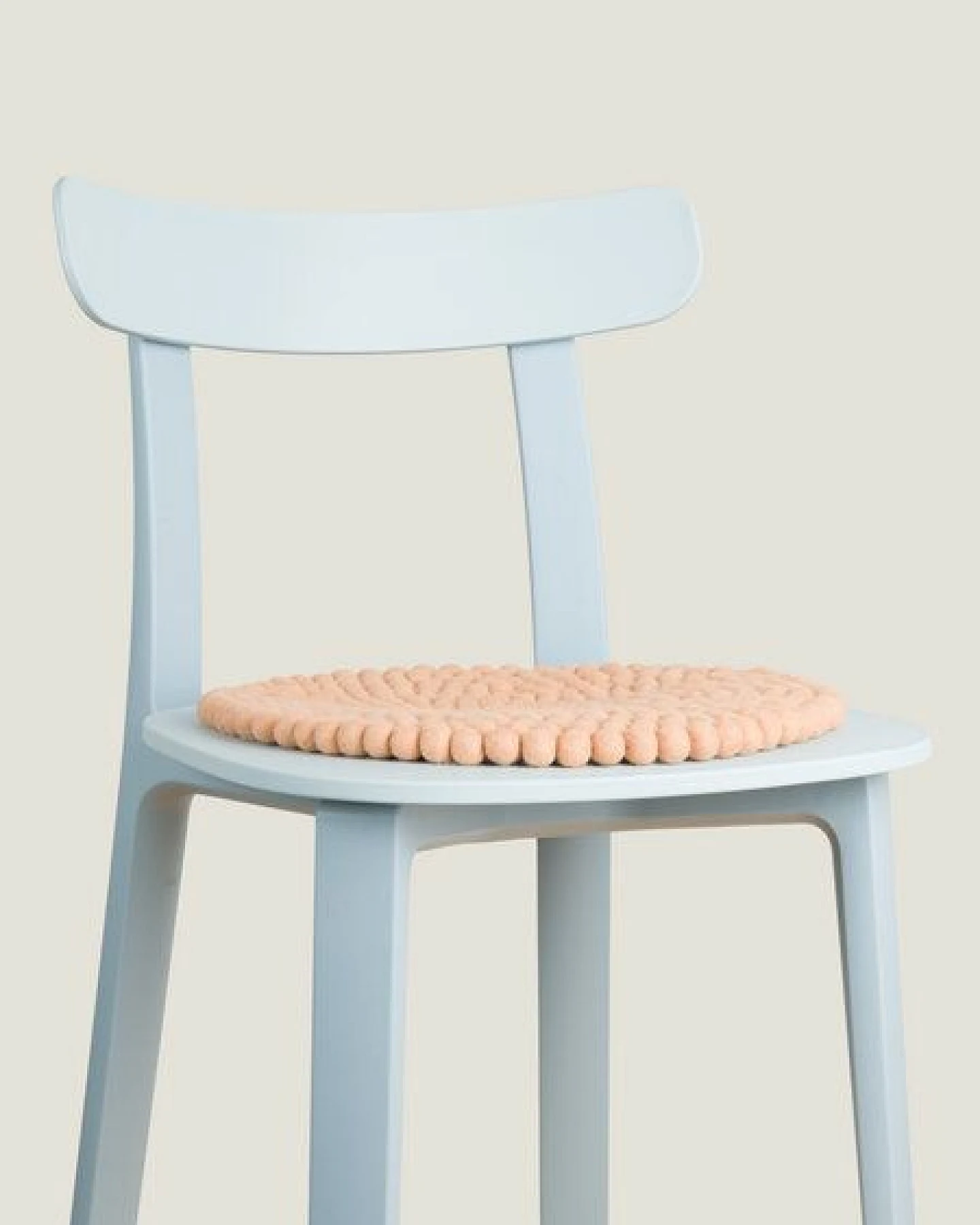 myfelt Filzkugel Sitzauflage (⌀ 36 cm, 36 x 36 cm) – Ansicht 4