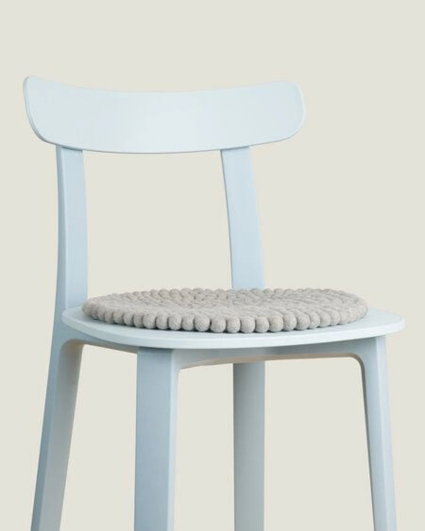myfelt Filzkugel Sitzauflage (⌀ 36 cm, 36 x 36 cm) – Ansicht 4