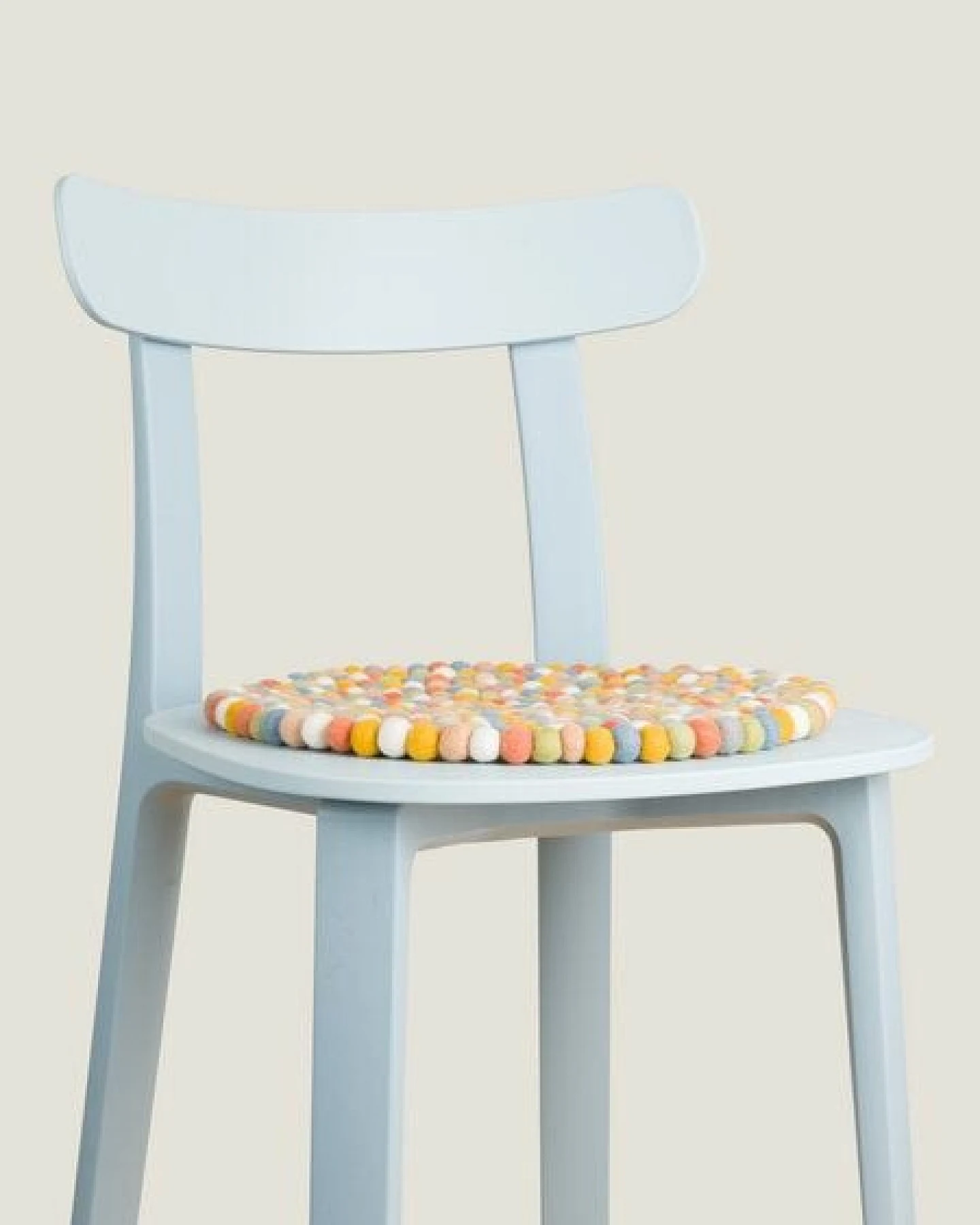 myfelt Filzkugel Sitzauflage (⌀ 36 cm, 36 x 36 cm) – Ansicht 4