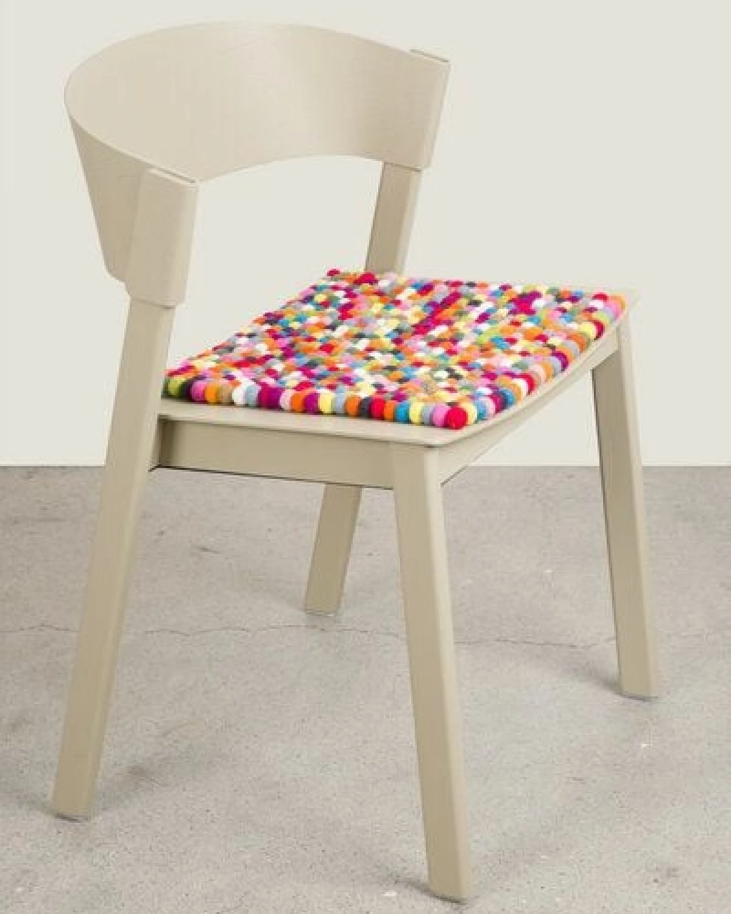 myfelt Filzkugel Sitzauflage (⌀ 36 cm, 36 x 36 cm) – Ansicht 4