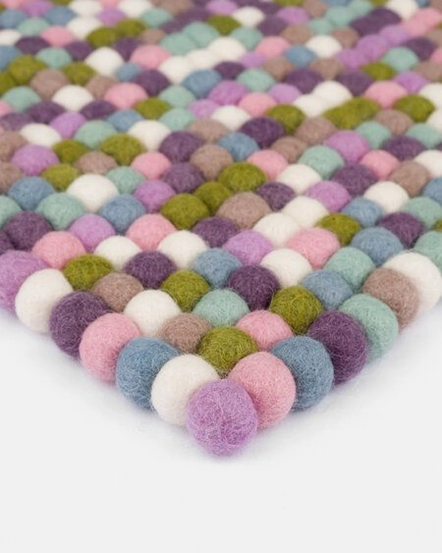 myfelt Filzkugel Sitzauflage (⌀ 36 cm, 36 x 36 cm) – Ansicht 3