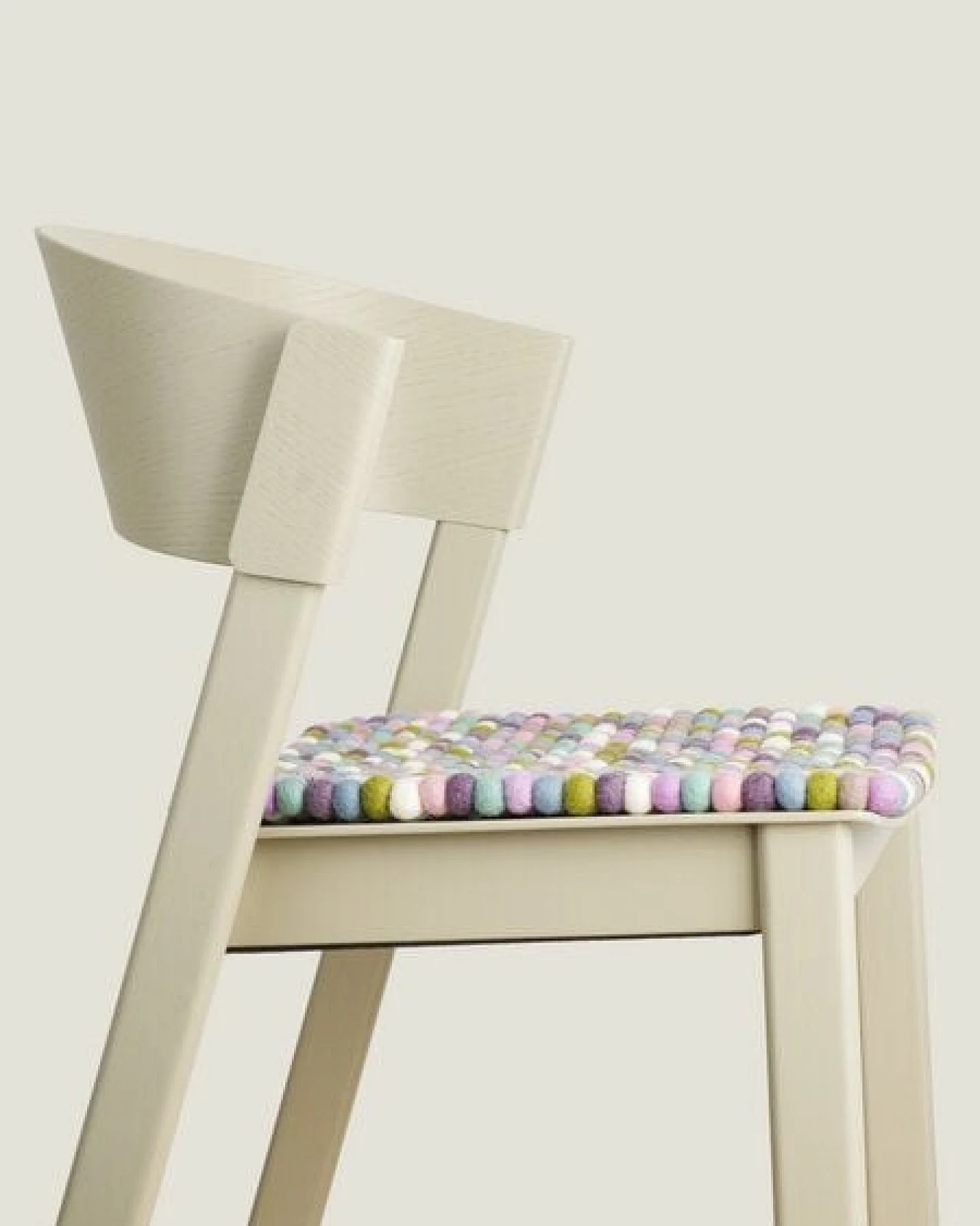 myfelt Filzkugel Sitzauflage (⌀ 36 cm, 36 x 36 cm) – Ansicht 4