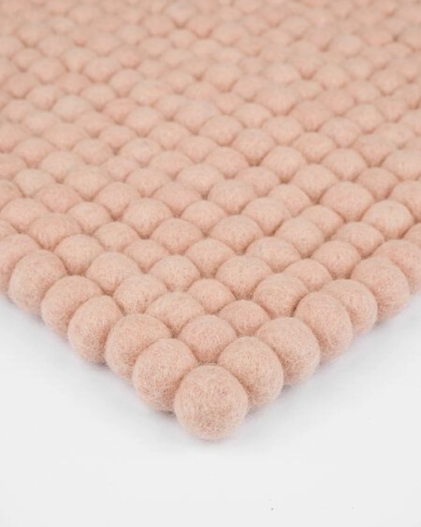 myfelt Filzkugel Sitzauflage (⌀ 36 cm, 36 x 36 cm) – Ansicht 3
