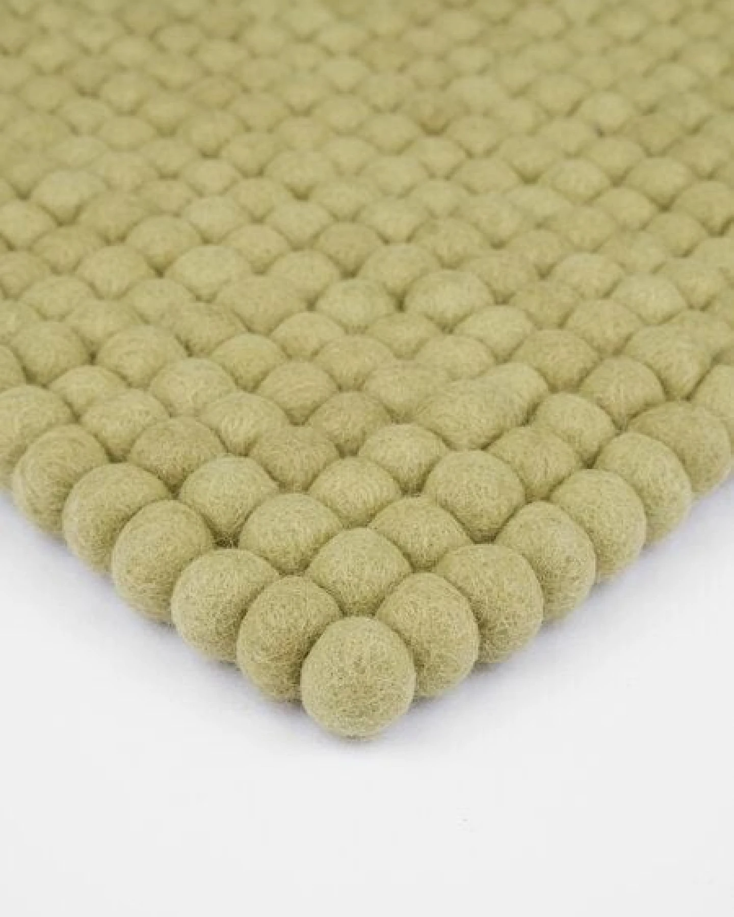 myfelt Filzkugel Sitzauflage (⌀ 36 cm, 36 x 36 cm) – Ansicht 3