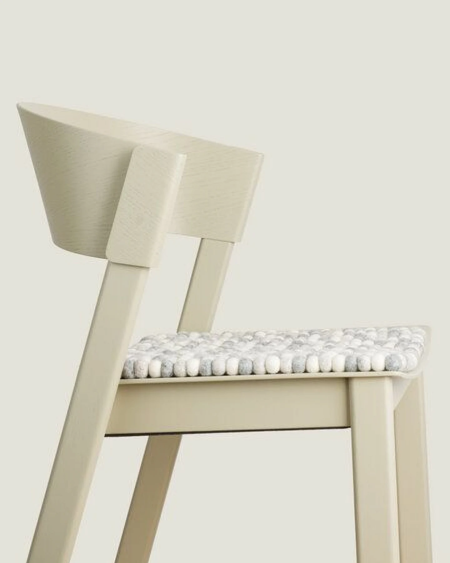 myfelt Filzkugel Sitzauflage (⌀ 36 cm, 36 x 36 cm) – Ansicht 4