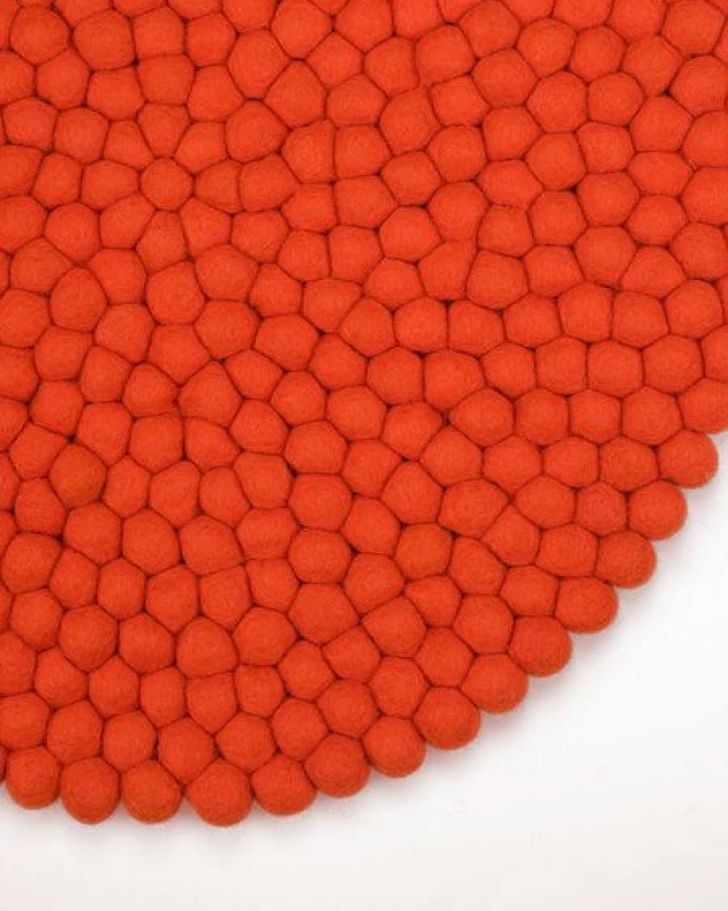 myfelt Filzkugel Sitzauflage (⌀ 36 cm, 36 x 36 cm) – Ansicht 3