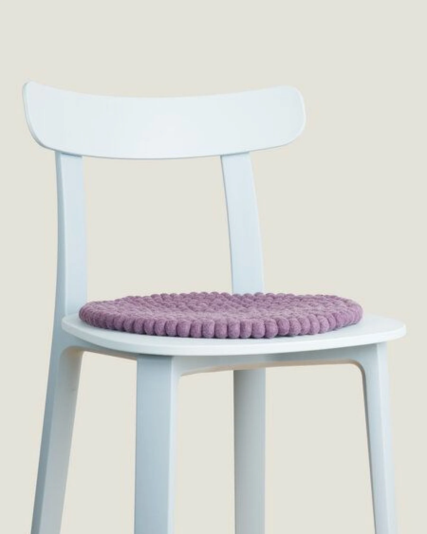 myfelt Filzkugel Sitzauflage (⌀ 36 cm, 36 x 36 cm) – Ansicht 4
