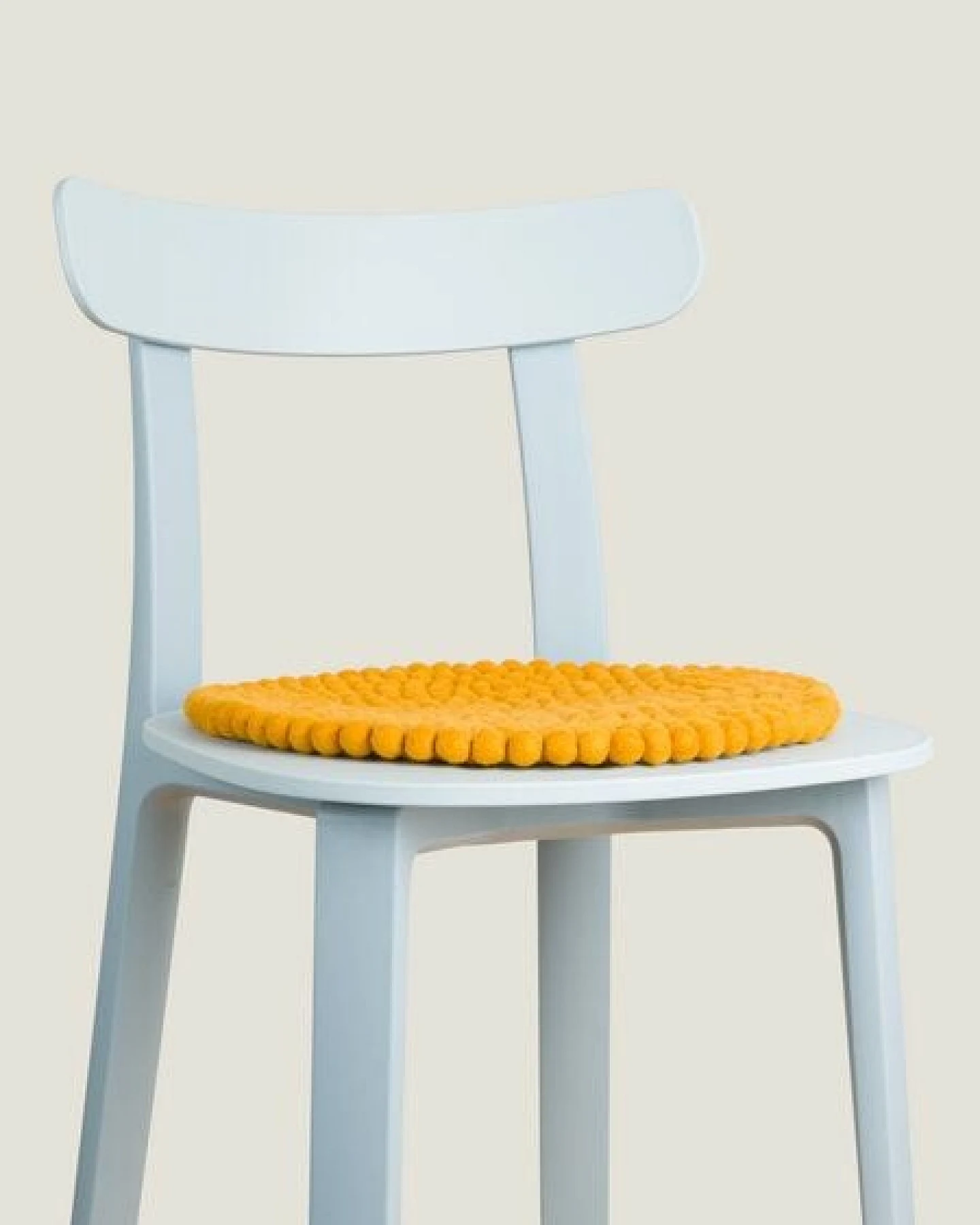 myfelt Filzkugel Sitzauflage (⌀ 36 cm, 36 x 36 cm) – Ansicht 4