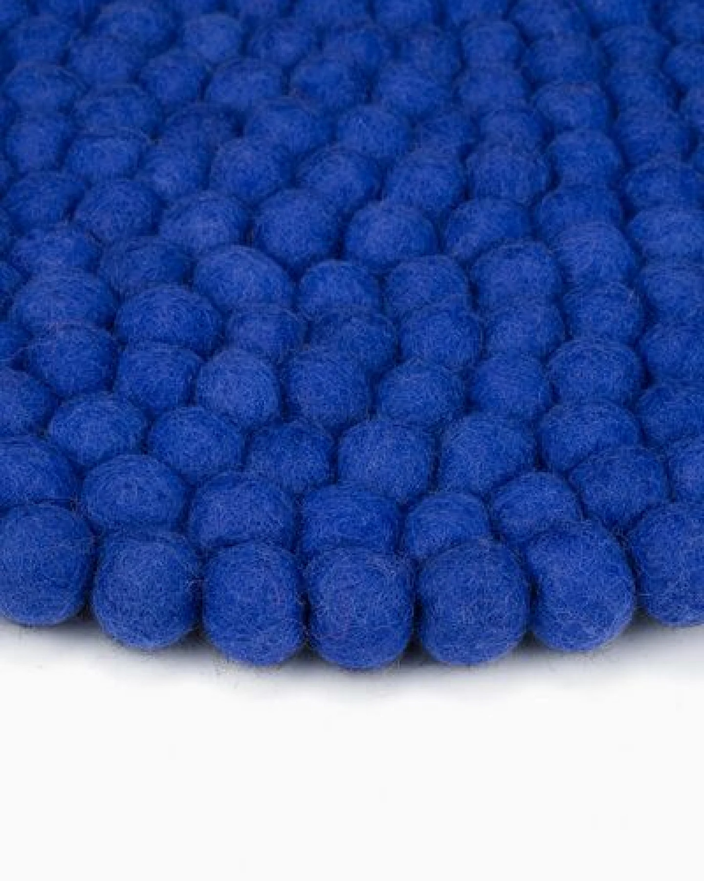 myfelt Filzkugel Sitzauflage (⌀ 36 cm, 36 x 36 cm) – Ansicht 2
