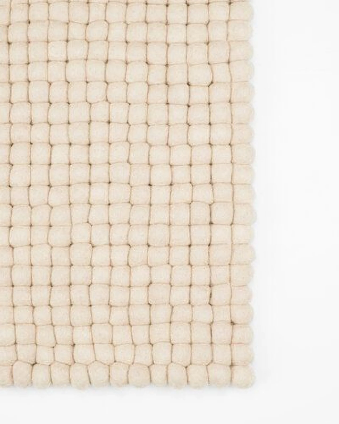 myfelt Filzkugel Sitzauflage (⌀ 36 cm, 36 x 36 cm) – Ansicht 3