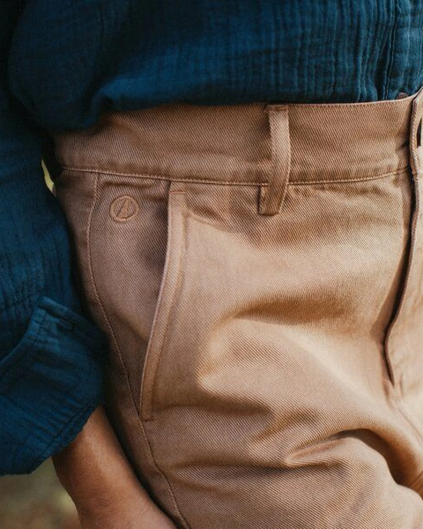 NORDLICHT Damen Hose LYKKE aus fester Bio-Baumwolle – Ansicht 4
