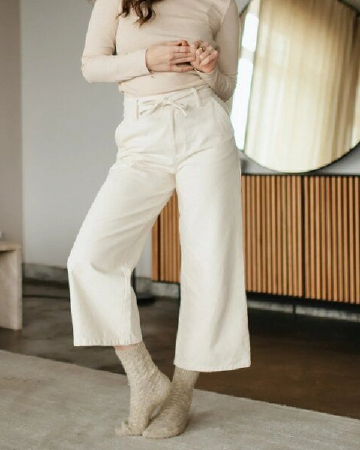 NORDLICHT Damen Hose LYKKE aus fester Bio-Baumwolle – Ansicht 2