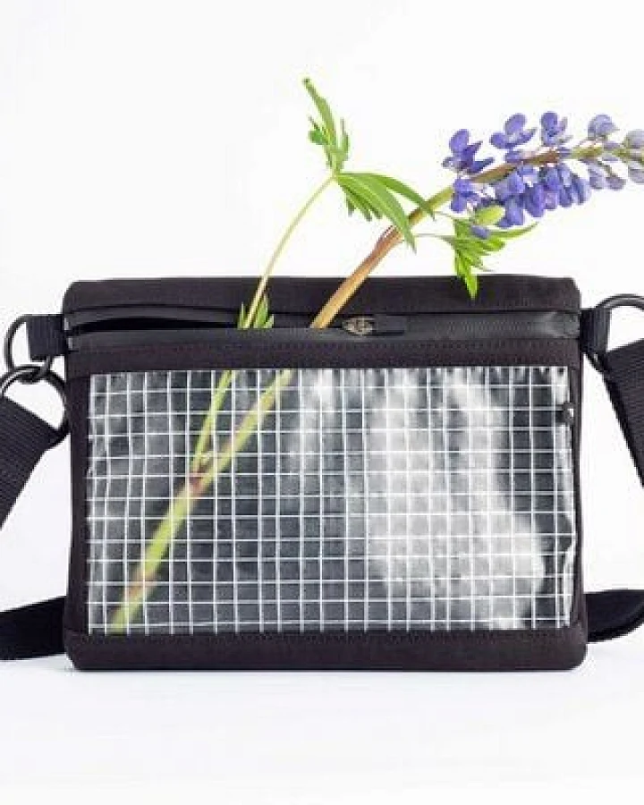 Faix-Design Bauchtasche - aus recyceltem Polyester / transparent - Hipbag