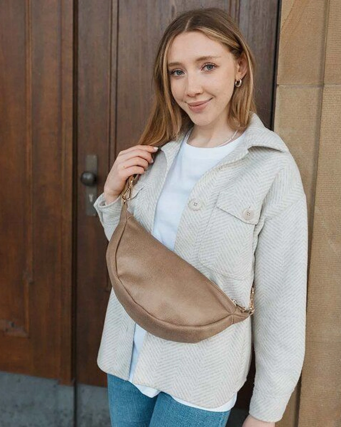 BOWLEANIES TASCHEN Moon Bag aus Lederfaserstoff – Ansicht 2