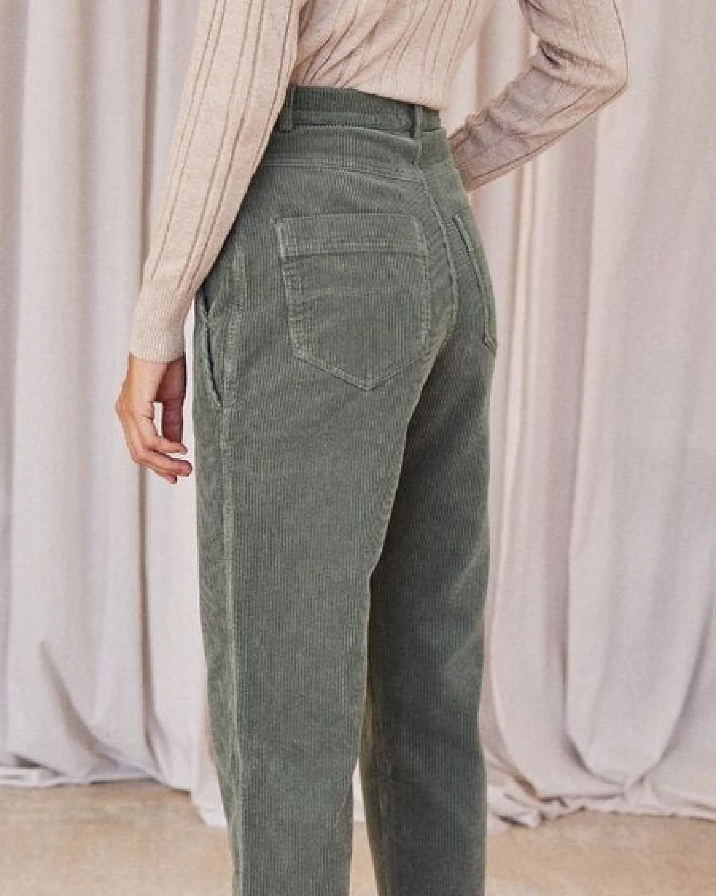 TWOTHIRDS Cordhose Vegan "Ontong" aus Bio-Baumwolle – Ansicht 4