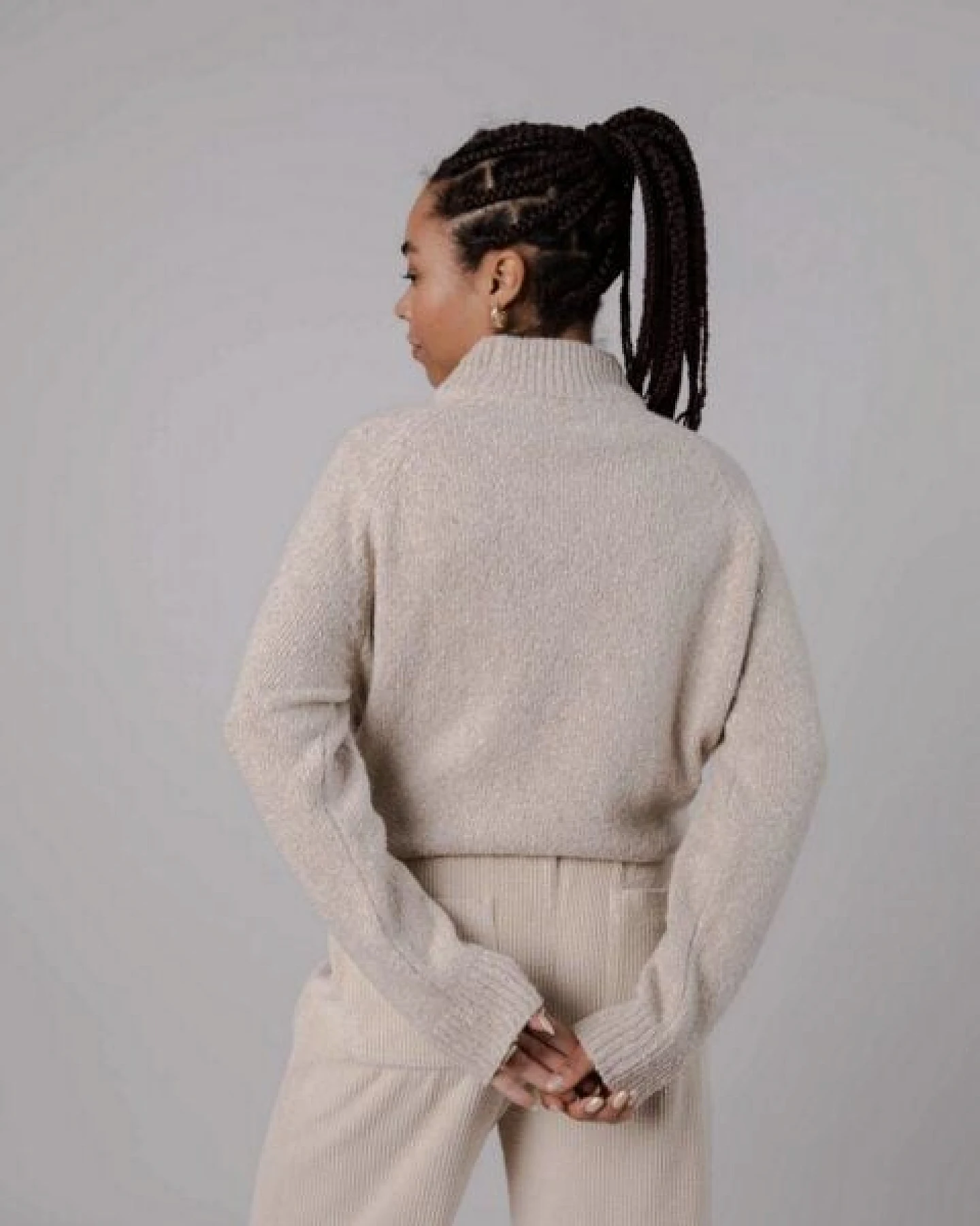 Brava Fabrics Perkins Wool Cropped Sweater Beige – Ansicht 4