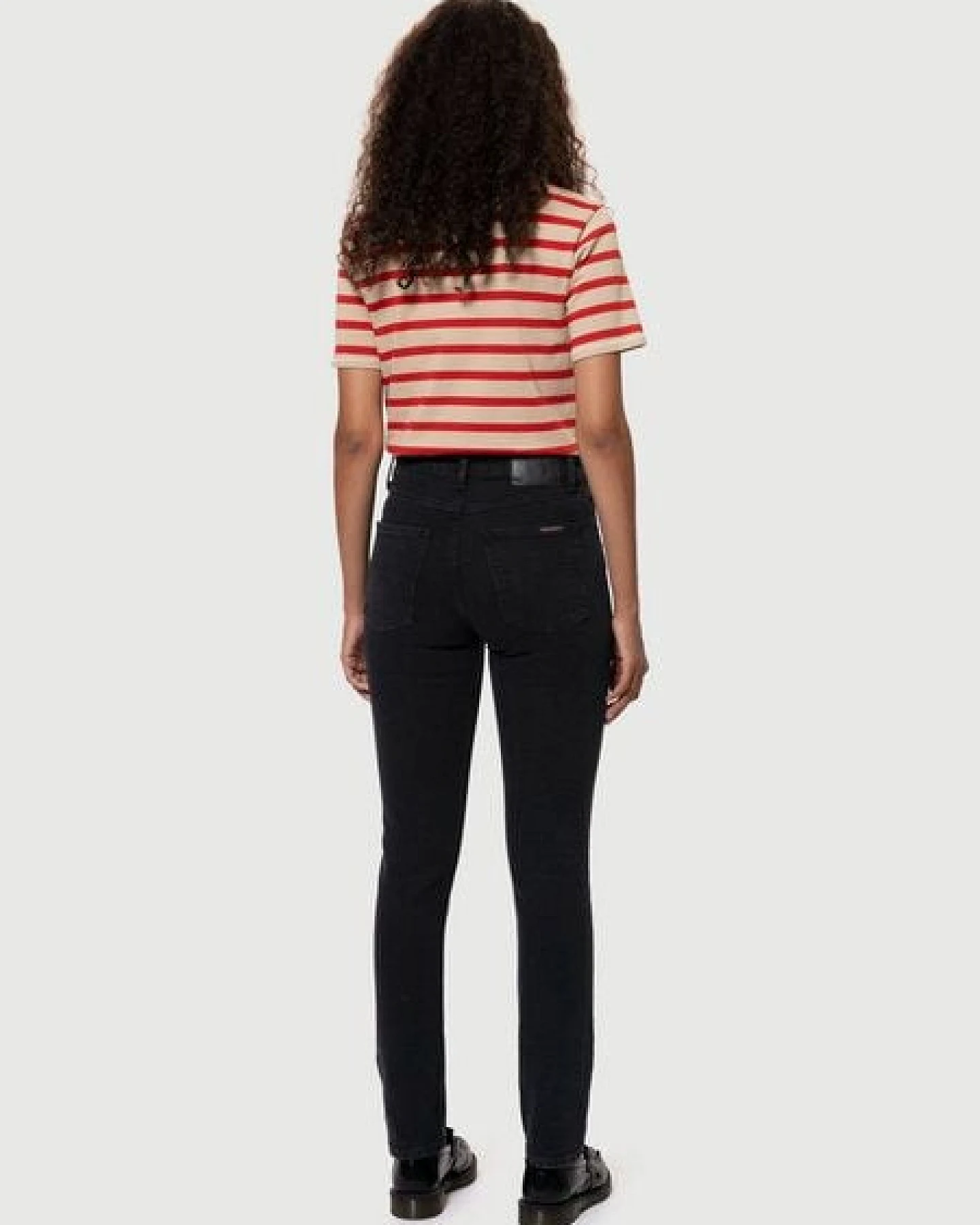 Nudie Jeans Mellow Mae - So Black – Ansicht 3