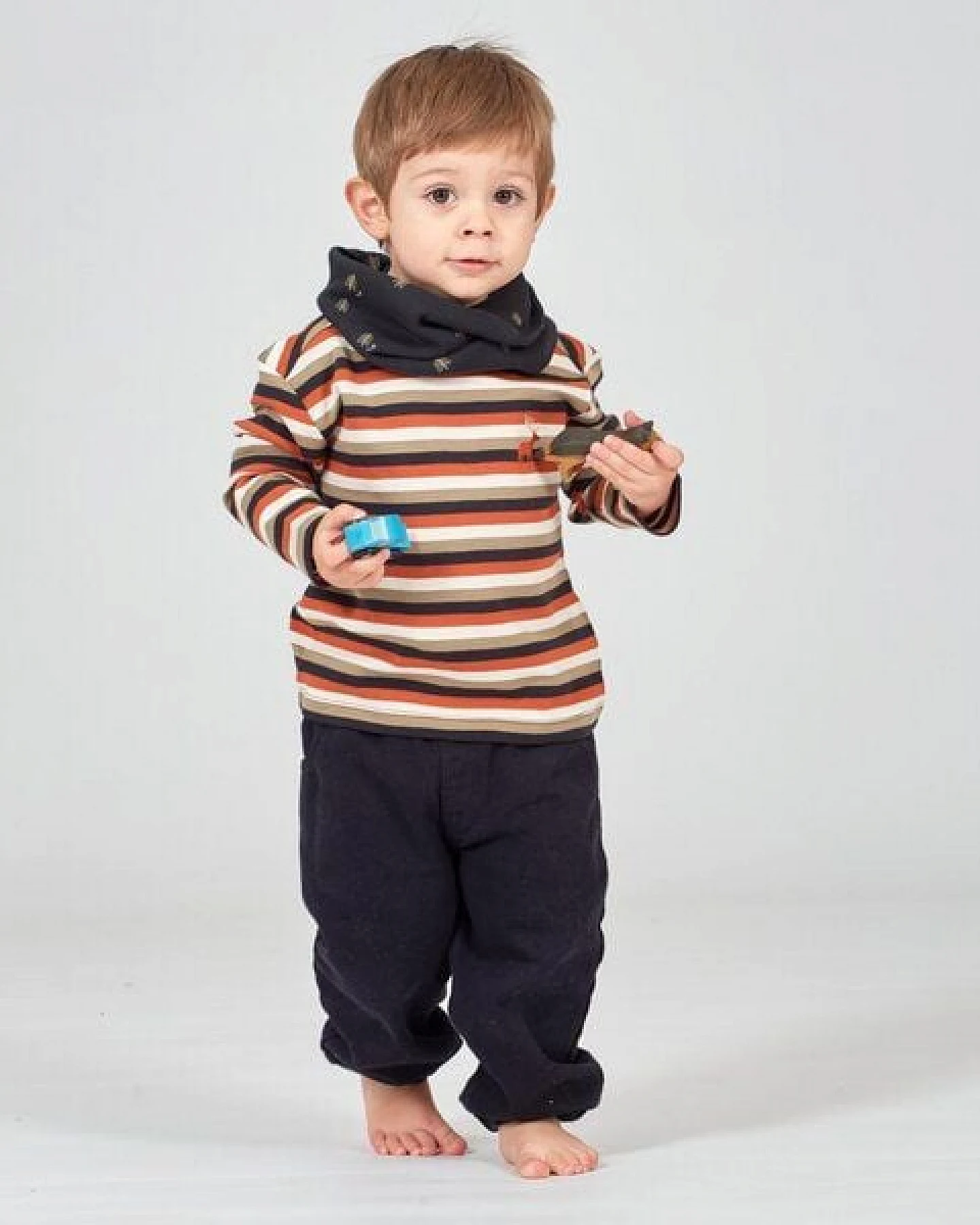 Sense Organics & friends in cooperation with GARY MASH Kinder Langarmshirt mit Applikation aus Biobaumwolle – Ansicht 2