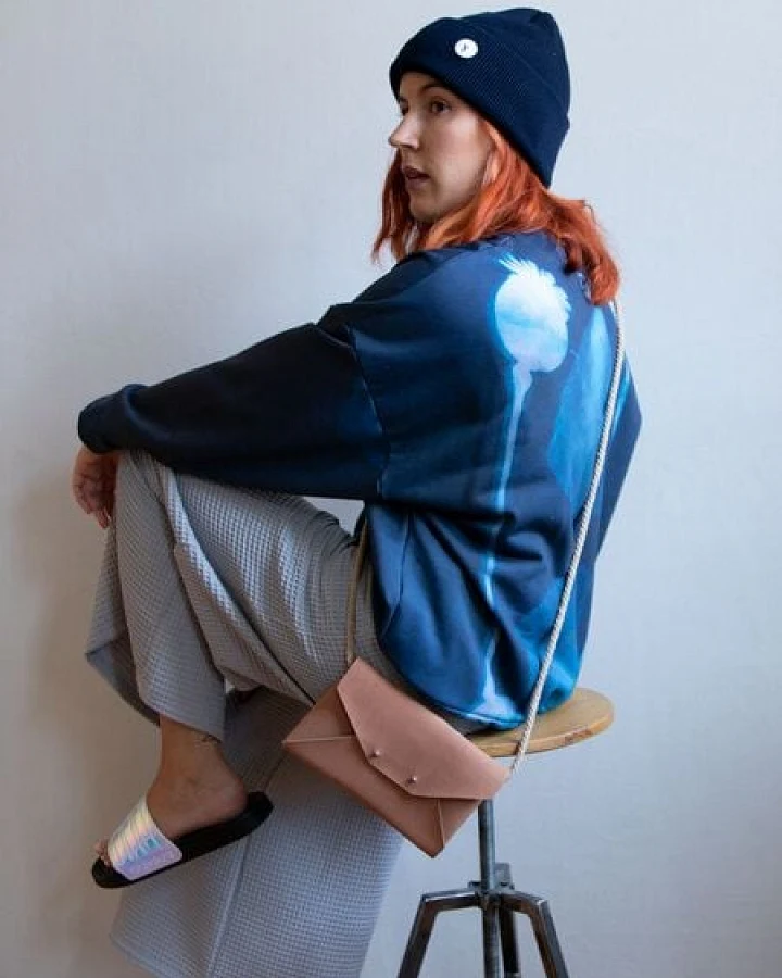 Ecostories Oversize Sweatshirt Mohn im Licht