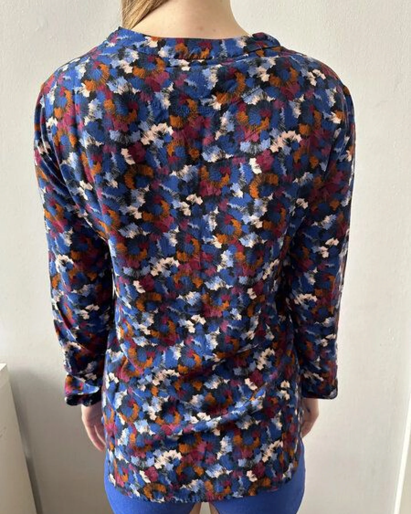 UVR Berlin UVR Bluse Adileina aus 100% EcoVero (TM) Viskose – Ansicht 3