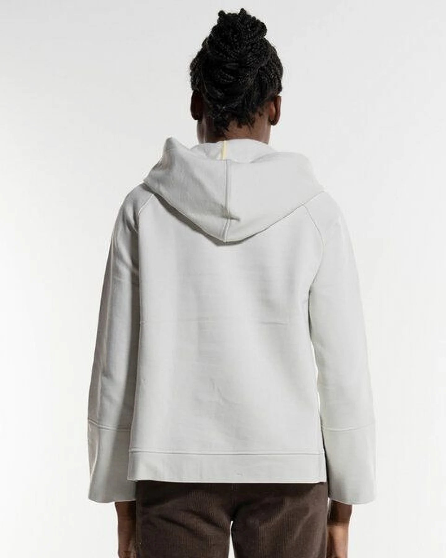 Alma & Lovis Softer Raglan-Sweater aus Organic Cotton – Ansicht 4