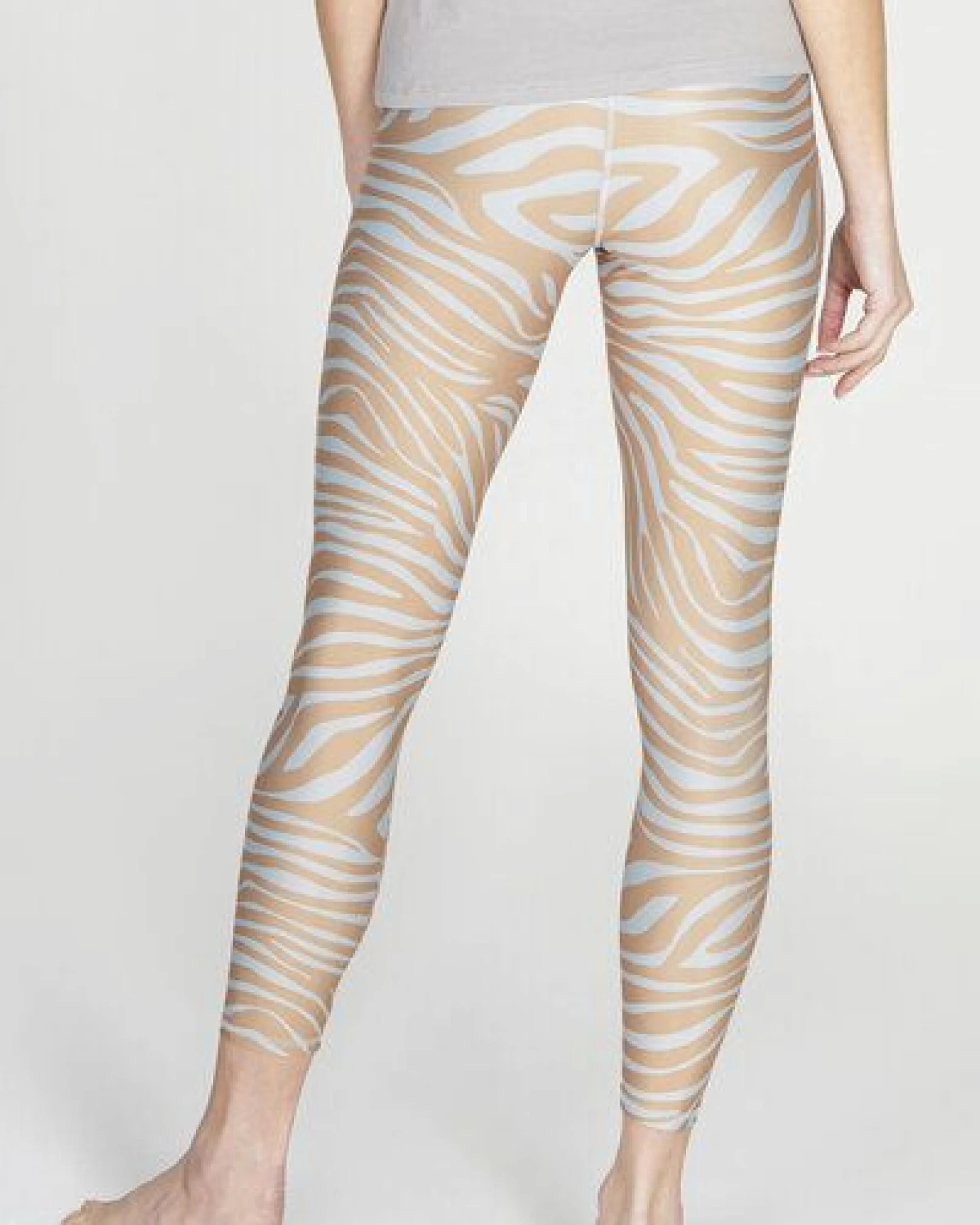 Kismet Yogastyle Leggings Lux aus recyceltem Polyester – Ansicht 2