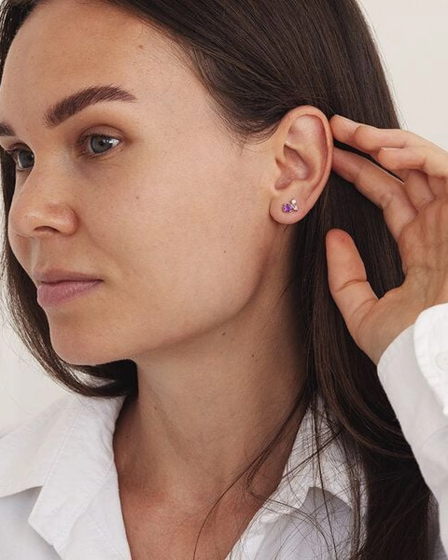 Eppi Silberne Cluster Ohrringe mit Amethysten und Edelsteinen Kerrie – Ansicht 4