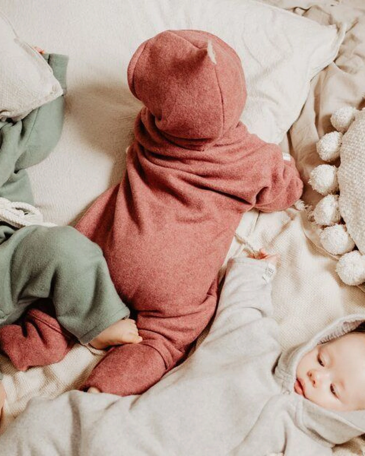 FINO & Stitch DIY Nähset Jumper Baby Bio-Baumwollfleece - zugeschnitten – Ansicht 3