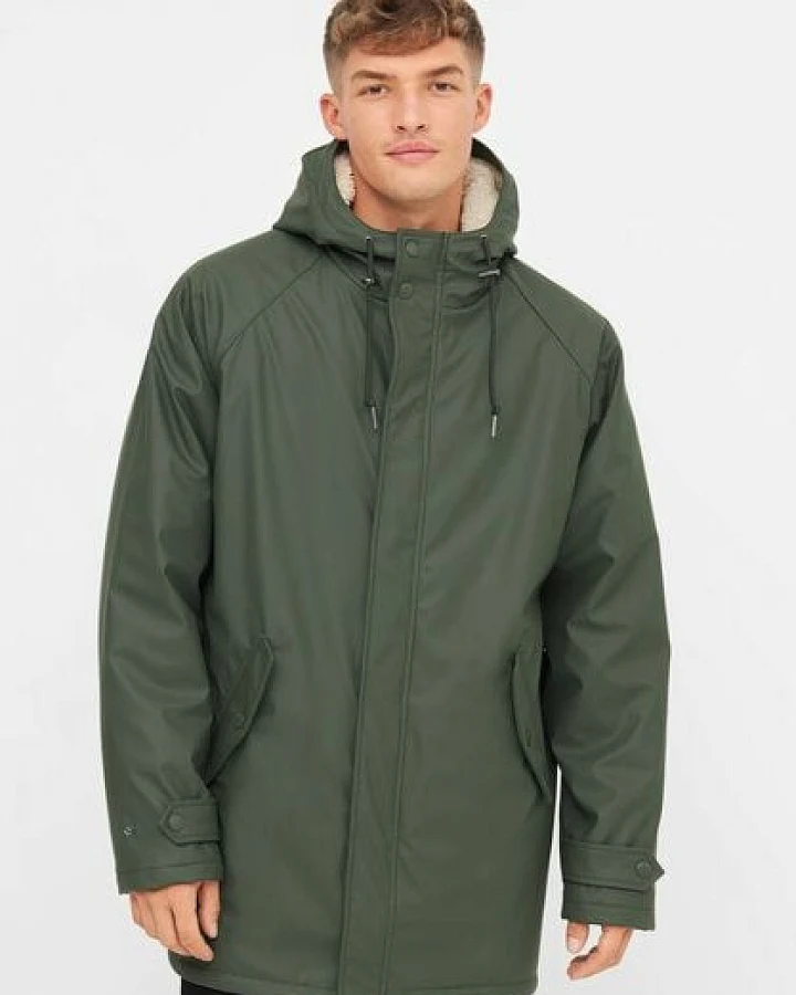 derbe Winterjacke „Trekholm“