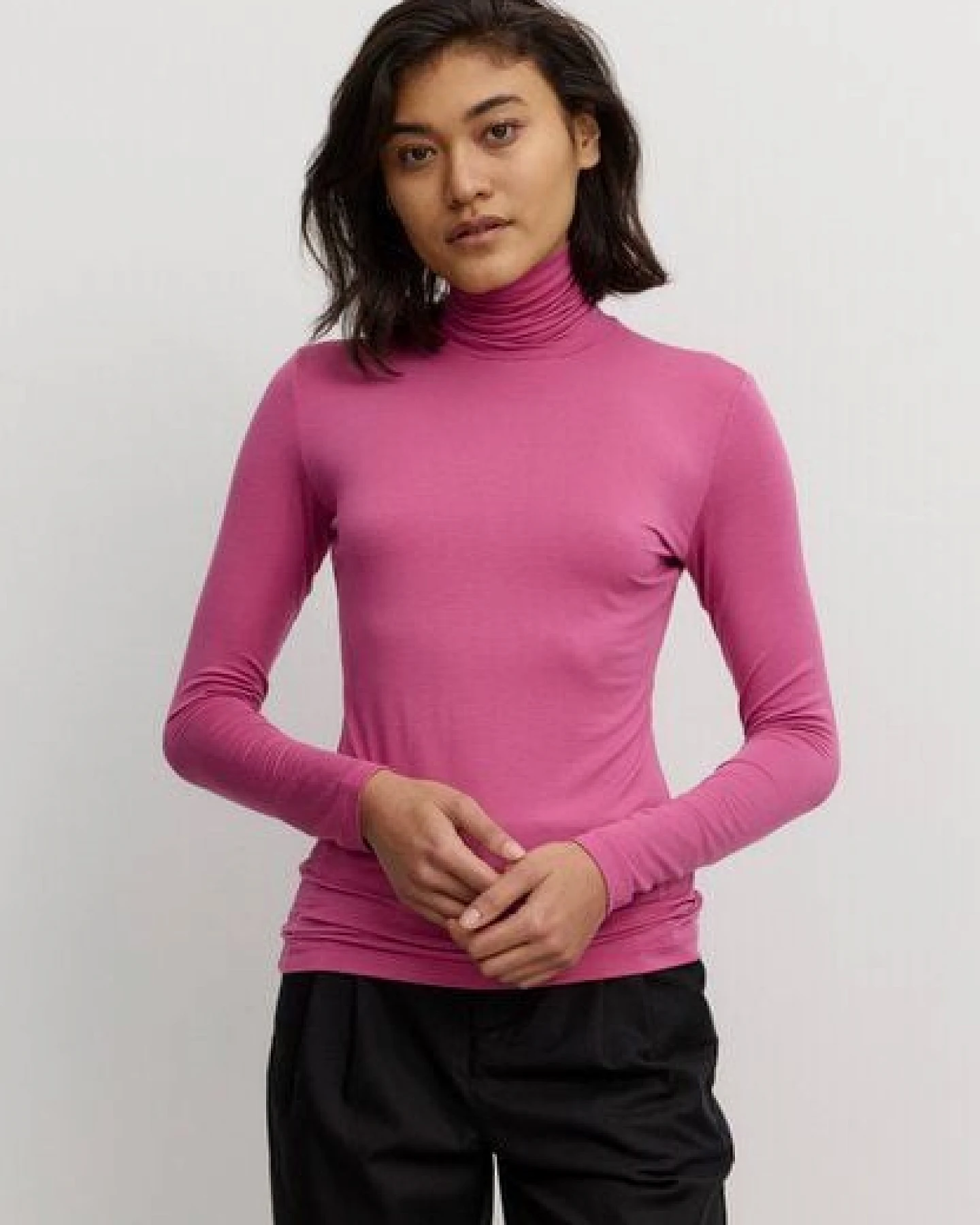 Damen Longsleeve aus LENZING Modal Mix - NOBELIS - recolution – Ansicht 4