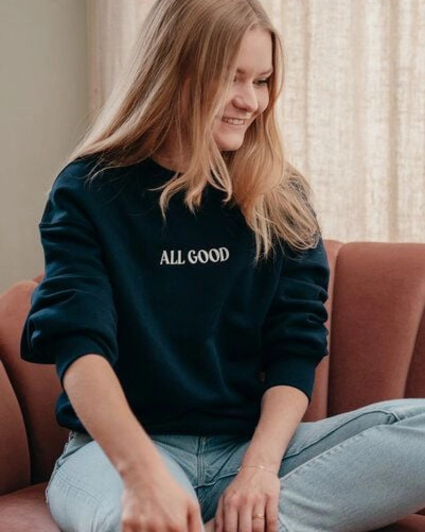 LITSCHI DESIGNS ALL GOOD SWEATER NAVY – Ansicht 4