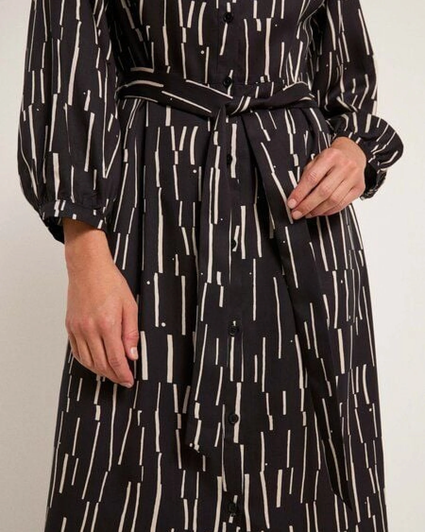 LANIUS Midikleid Print Irregular aus TENCEL Lyocell – Ansicht 4