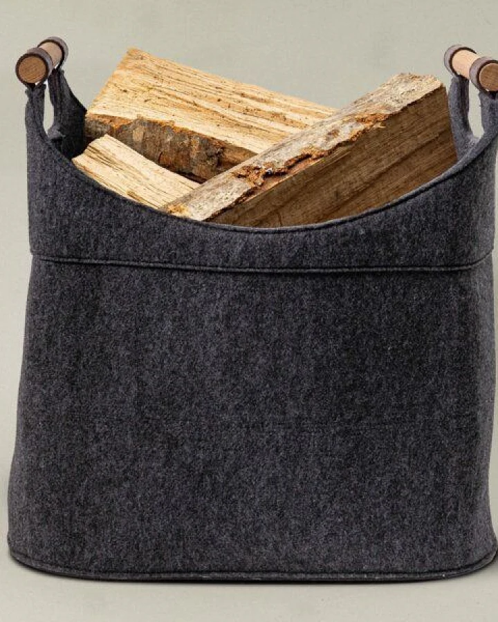 easy and green Korb für Kaminholz mit Echtholzgriffen (Eiche) 70 Liter aus Wollfilz