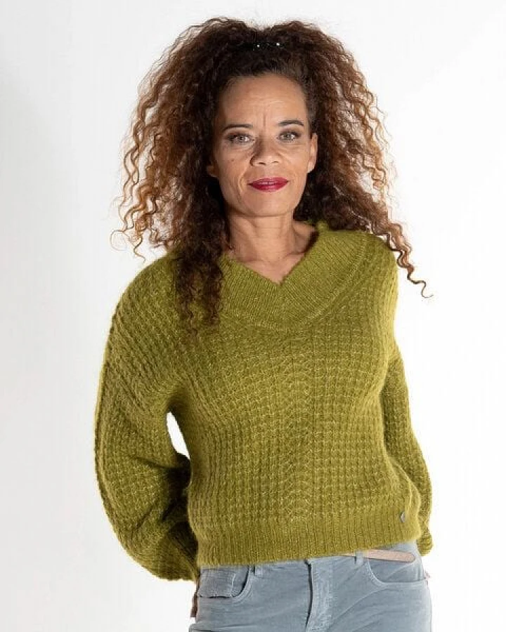 Alma & Lovis Pullover mit Perlfangmuster aus Suri-Alpaka-Mix