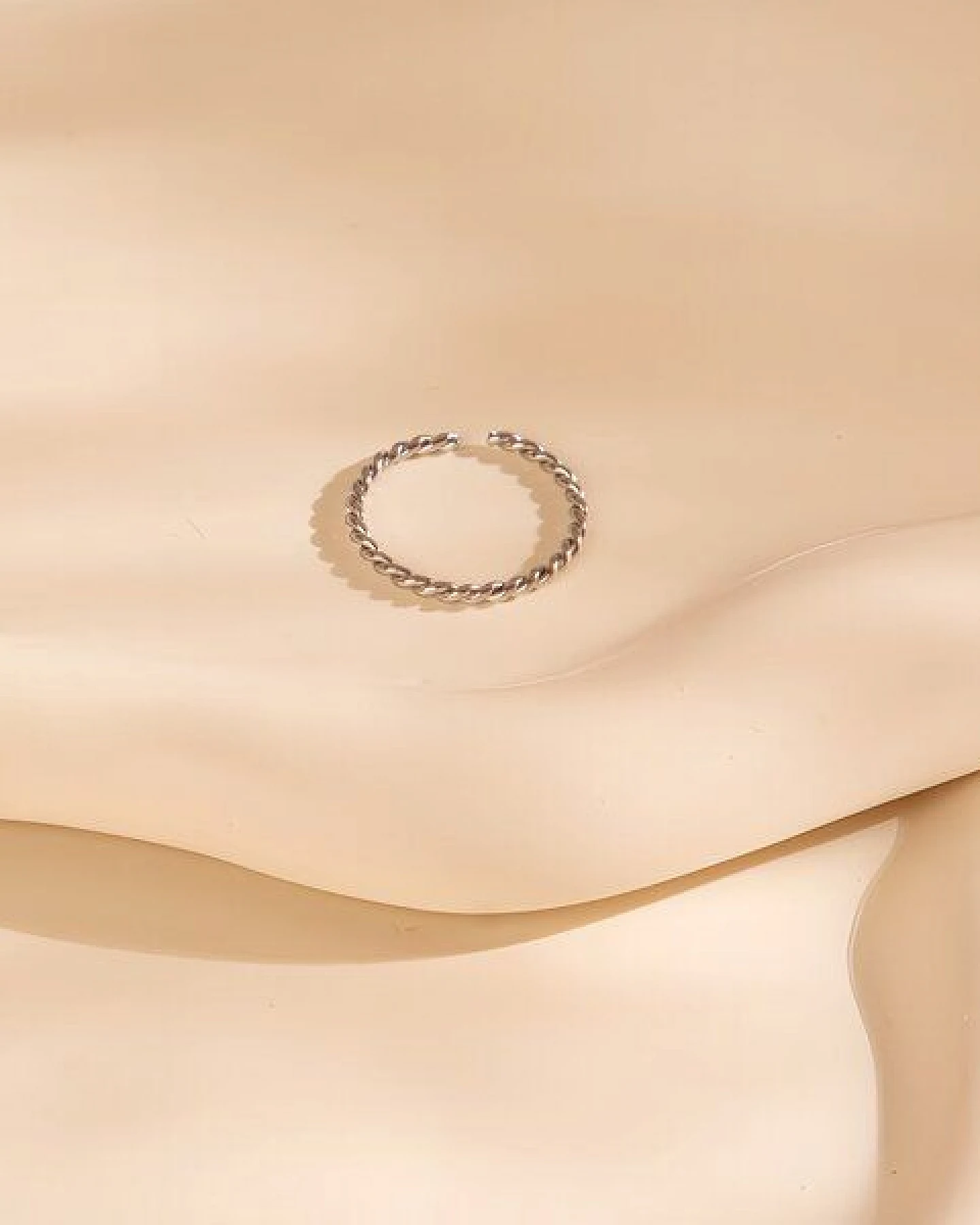 Größenverstellbarer TWIST Ring 1,5mm schmal, Ø 17 - 19mm von Elektropulli – Ansicht 3