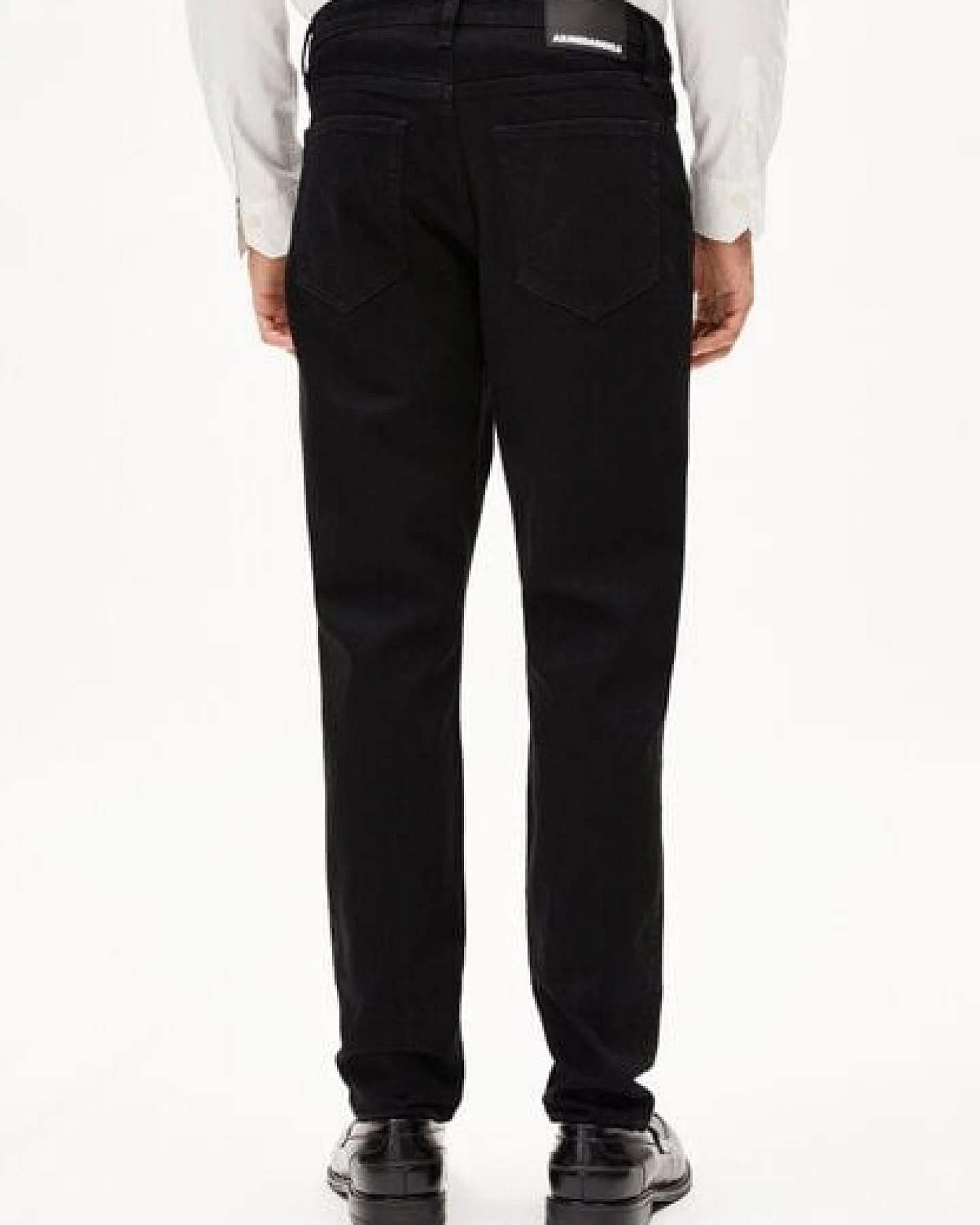 ARMEDANGELS AARJO TARPA Herren Tapered Jeans recycelter Baumwoll Mix Comfort Stretch – Ansicht 2
