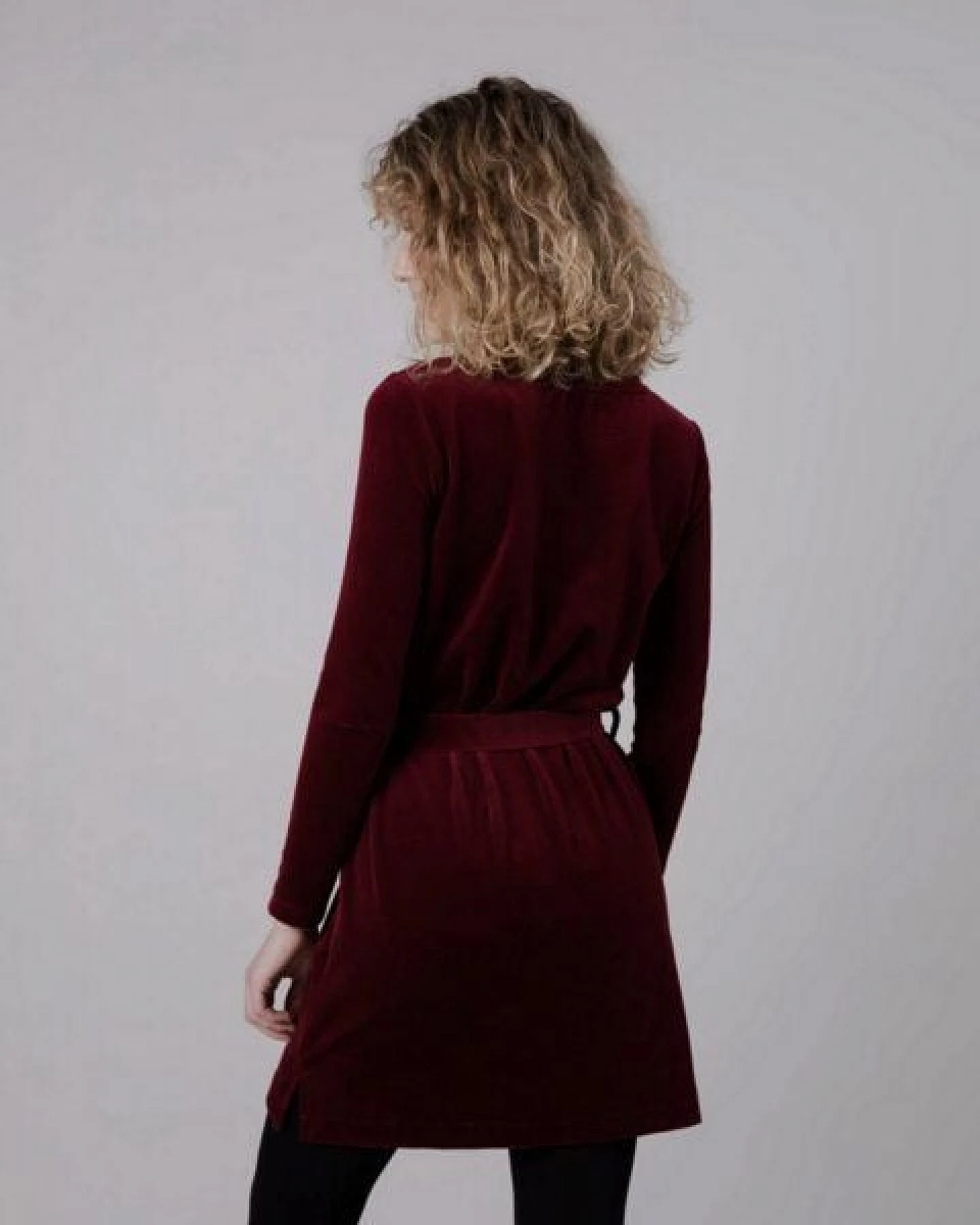 Brava Fabrics Velvet Belted Dress Prune – Ansicht 4