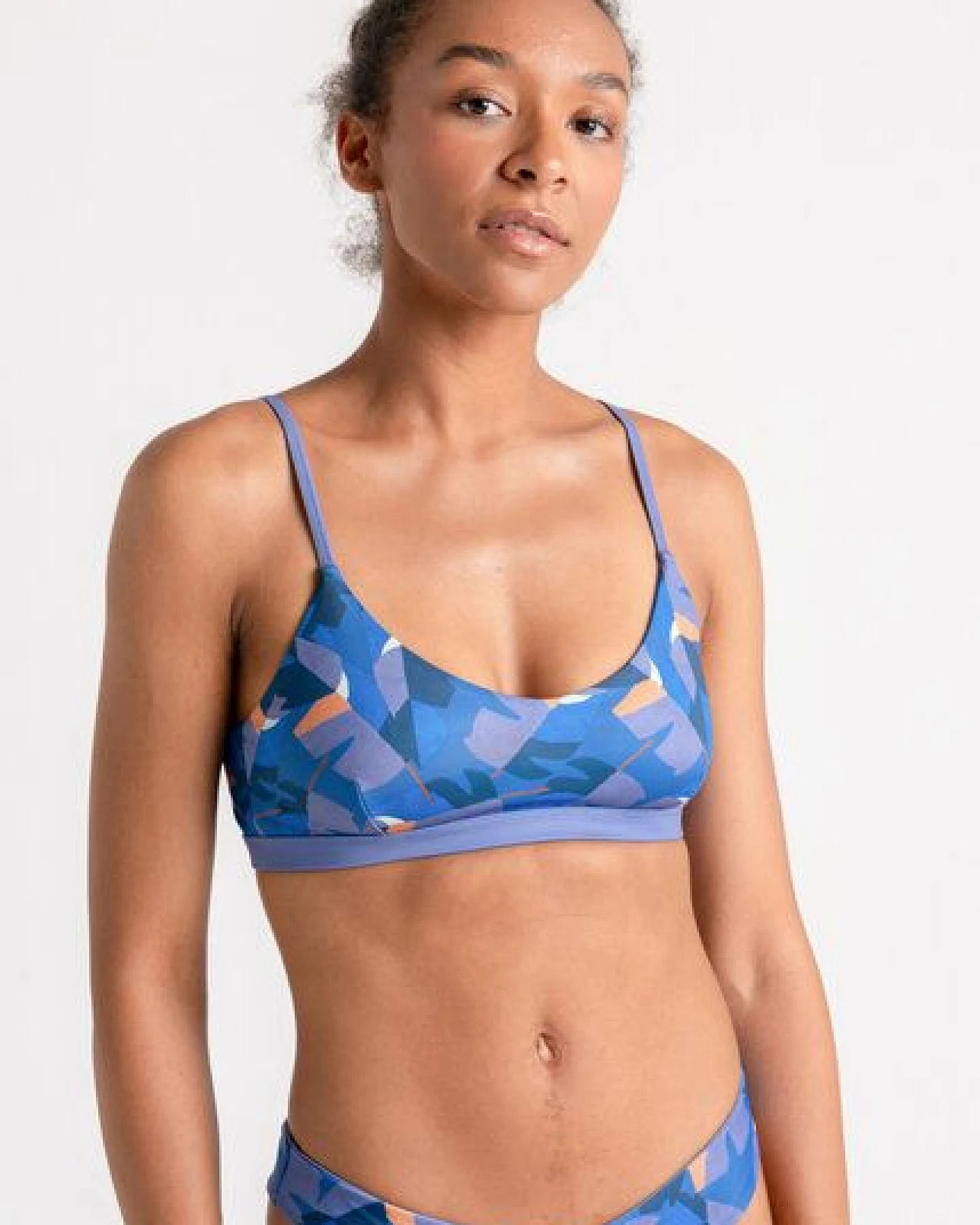 boochen Bikini Top Surin - wendbares Bikini Oberteil mit schmalen Trägern – Ansicht 3