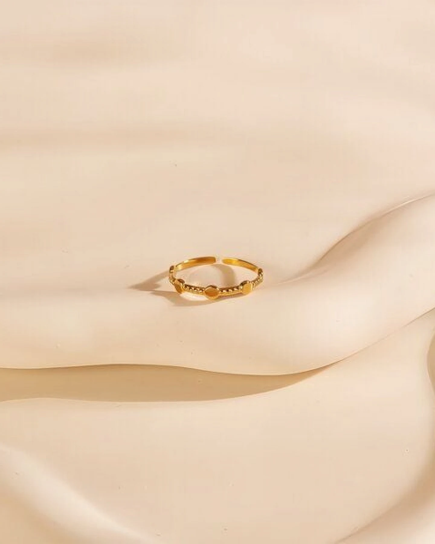 Größenverstellbarer FINE Dots Ring ca. Ø 17mm von Elektropulli – Ansicht 3