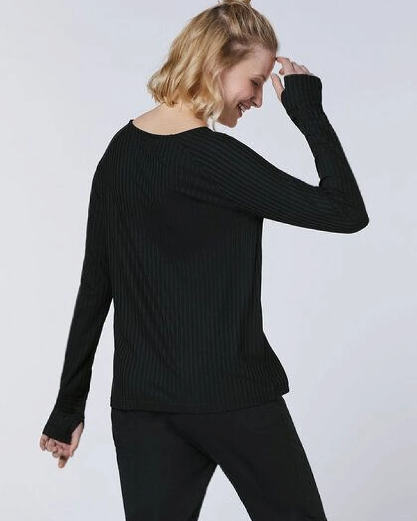 Detto Fatto Fein geripptes Longsleeve aus Viskose-Elasthanmix – Ansicht 2