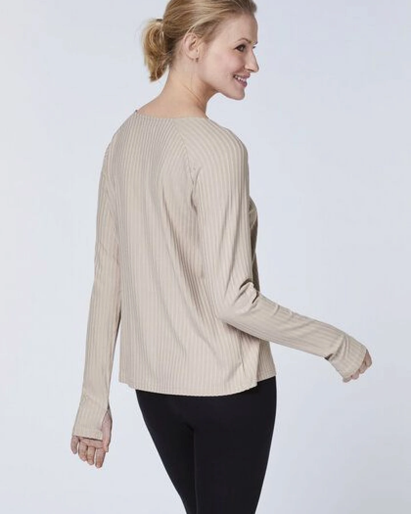 Detto Fatto Fein geripptes Longsleeve aus Viskose-Elasthanmix – Ansicht 2