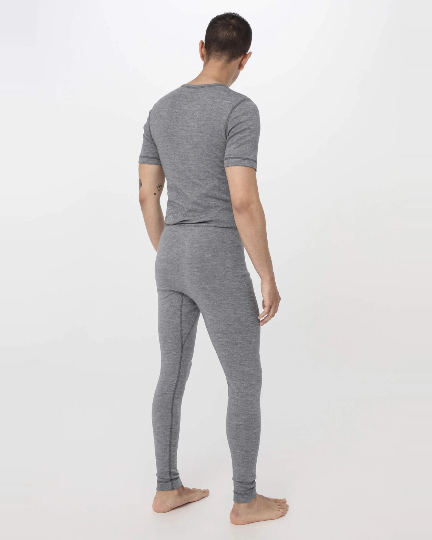 hessnatur Herren Leggings Regular aus Bio-Baumwolle mit Bio-Merinowolle und Seide - grau - Größe 4 = S – Ansicht 2