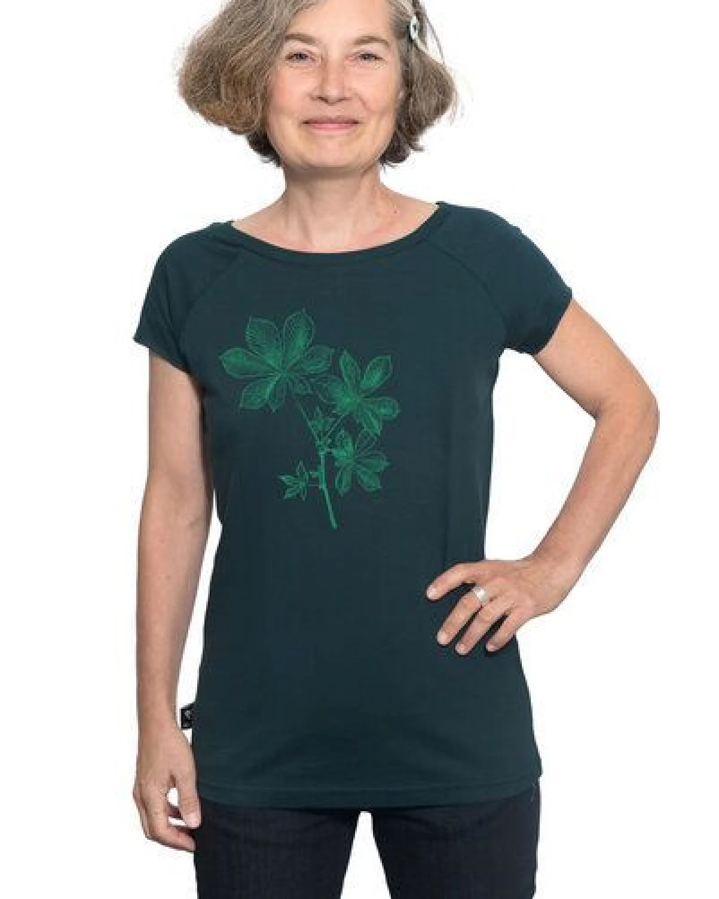 Hirschkind Frauen-Raglanshirt „Kastanie“ dunkelgrün - Made in Kenia & handbedruckt in Berlin – Ansicht 2