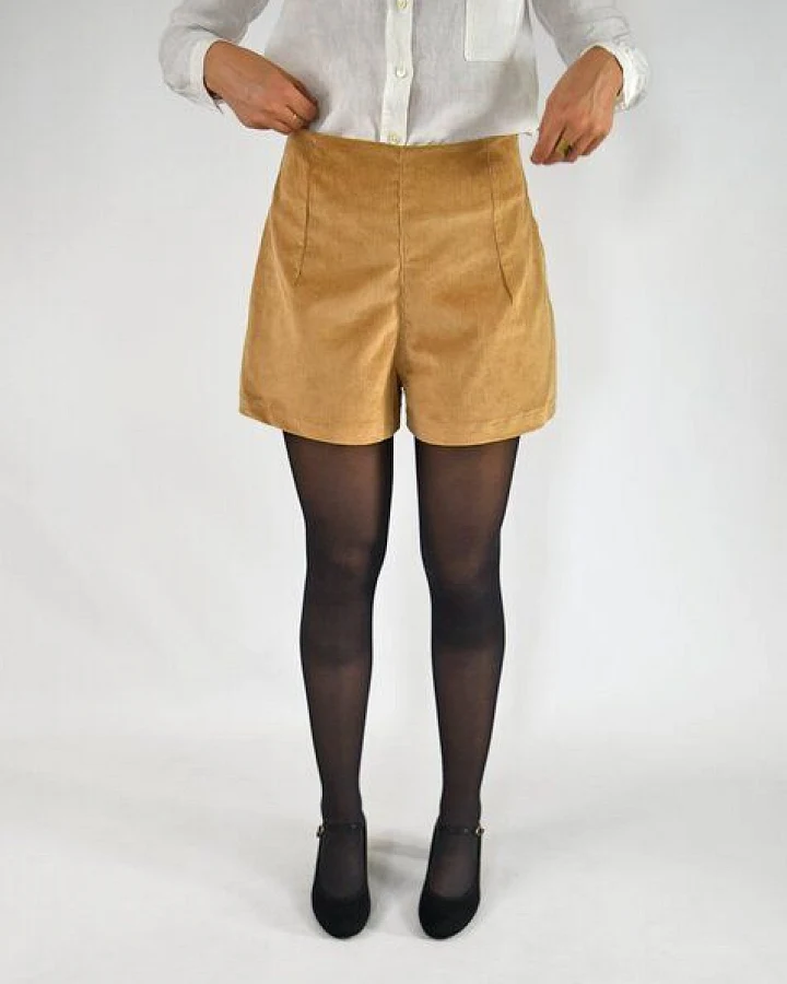 Cordshort hoher Bund aus Bio-Cord Zef von Aatise