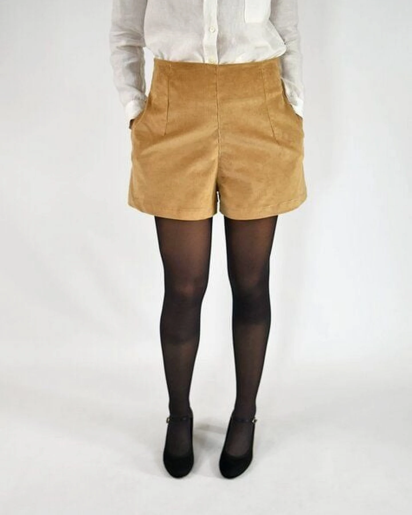 Cordshort hoher Bund aus Bio-Cord Zef von Aatise – Ansicht 3