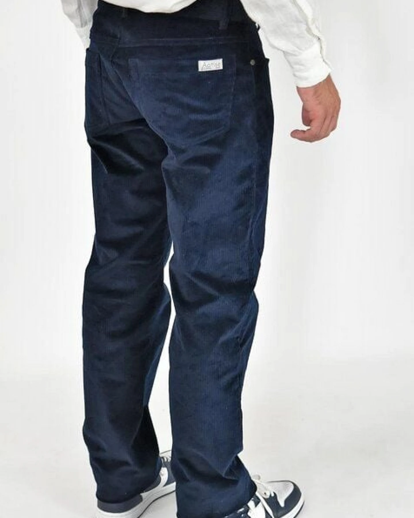 Aatise Herrenhose Zanzibar mid-raise aus stretch Bio-Cord – Ansicht 3