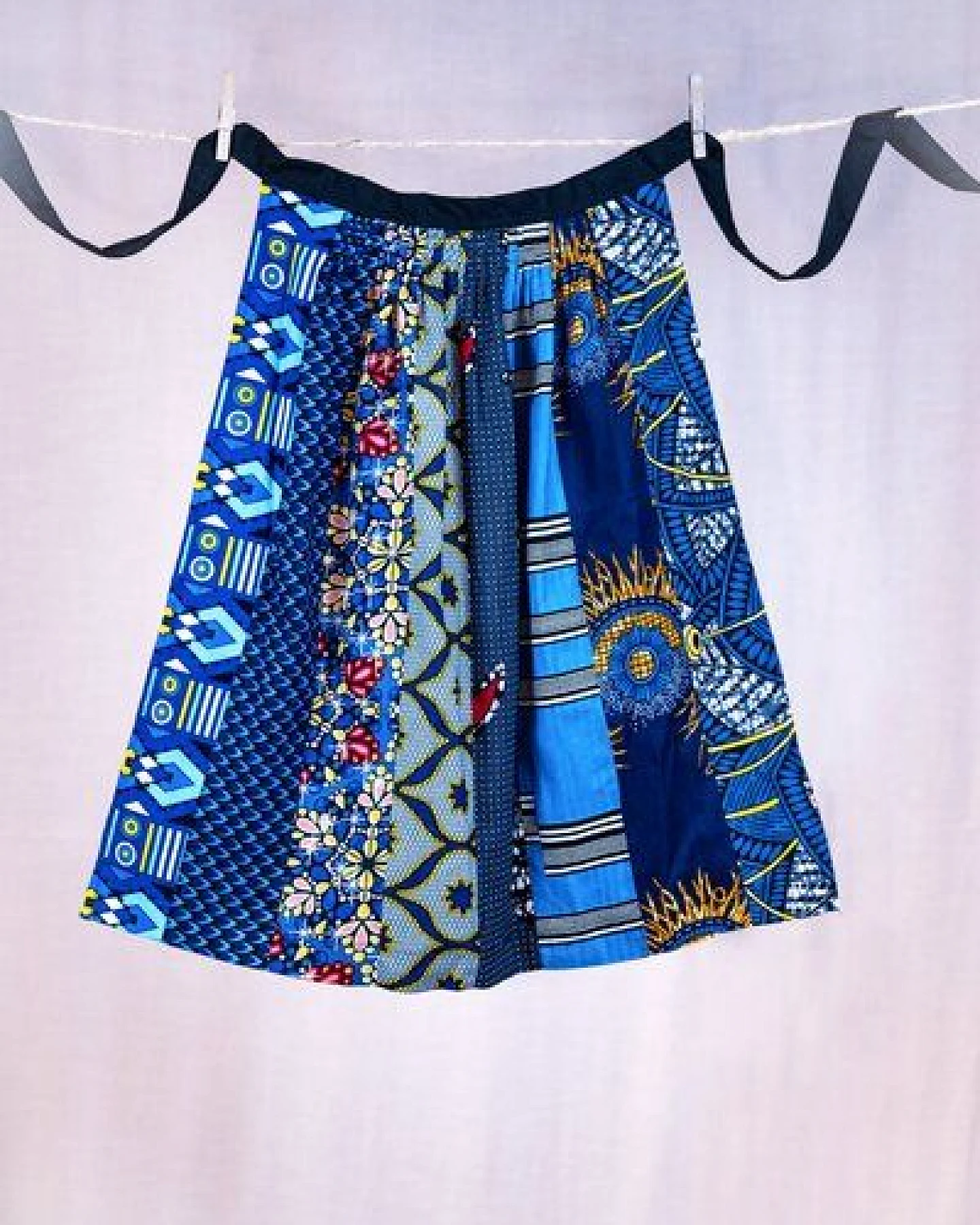 JUAdesign Dirndlschürze / Tracht, einzigartig, bayrisch/afrikanisch – Ansicht 3